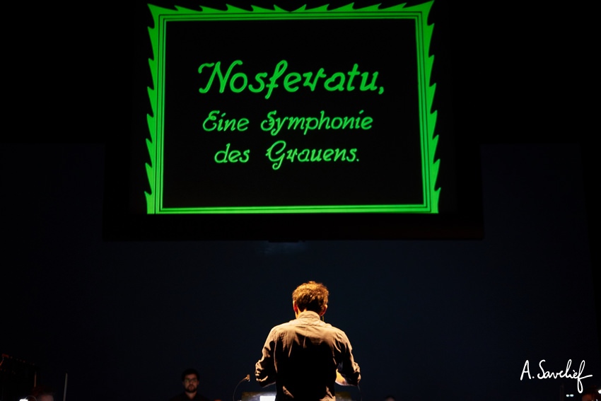 Le ciné-concert “Nosferatu, Une Symphonie de l’Horreur” à l’Opéra de Rennes avec l’OSB dirigé par Pierre Roullier