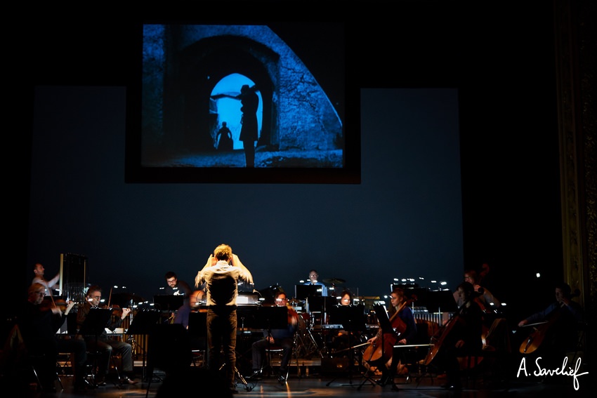 Le ciné-concert “Nosferatu, Une Symphonie de l’Horreur” à l’Opéra de Rennes avec l’OSB dirigé par Pierre Roullier